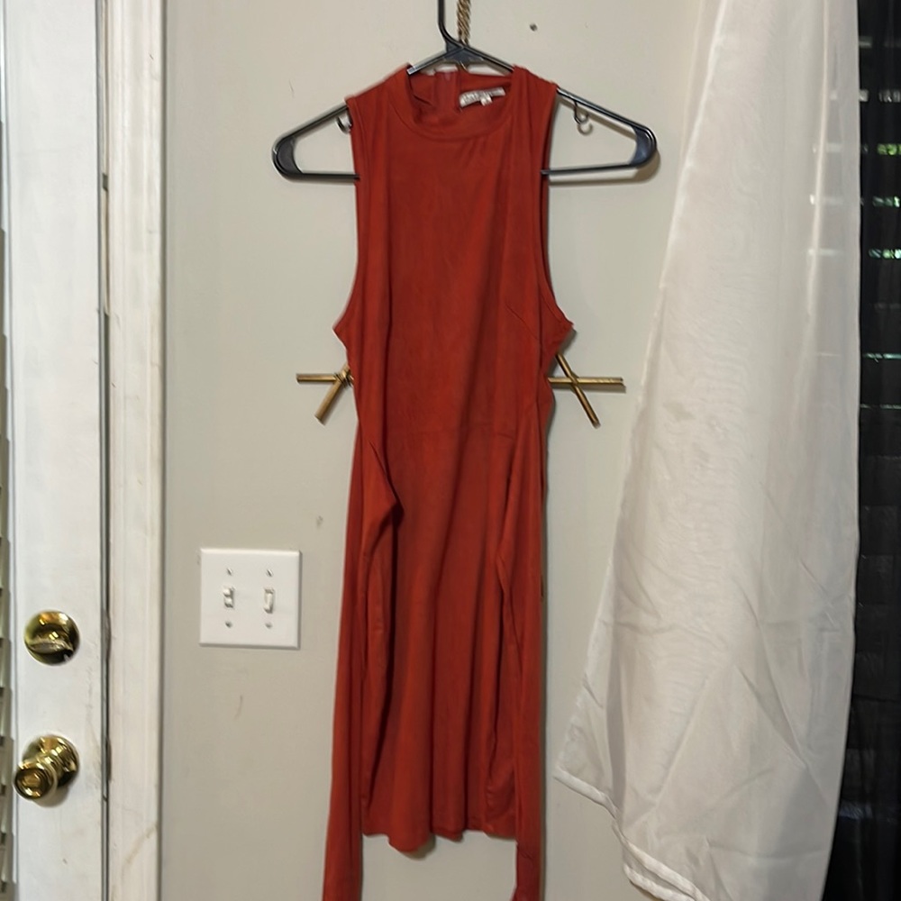 Burt orange tie dress